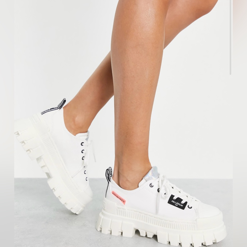 Palladium Revolt Lo Tx Star White Platform Boots